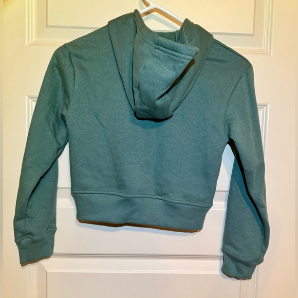 The North Face Girls Cropped Hoodie Green Small 7/8 Sweatshirt - Picture 3 of 5